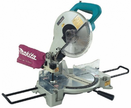 Торцовочная пила Makita LS1040 в прокат в Новосибирске. У нас лучшая цена за сутки! Возможность взять в аренду с выгодной скидкой до 40% при экспресс доставке 24/7. И помните, ночью стоимость еще дешевле на 30%! #арендапрокат #виброплита #выгодно